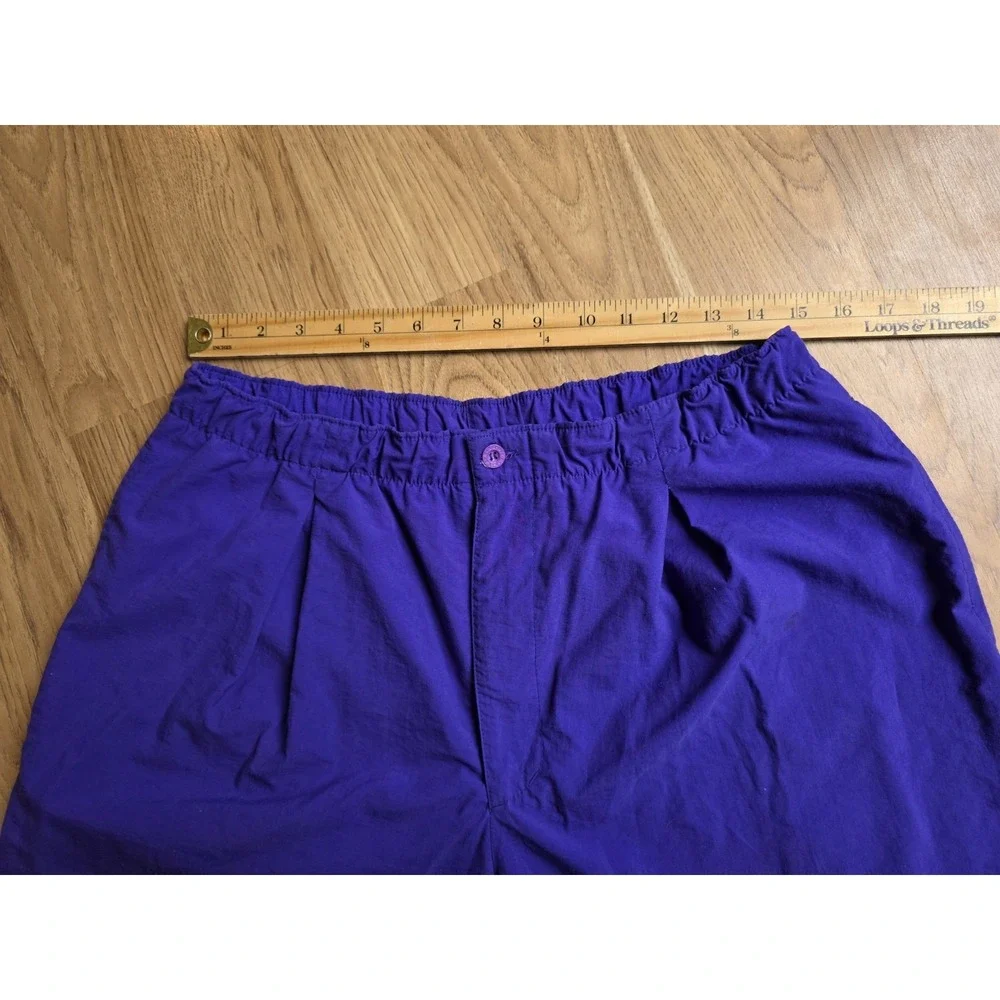 Vintage Nike Pleated‎ Shorts Purple Size Medium Nylon 90s Elastic Athletic